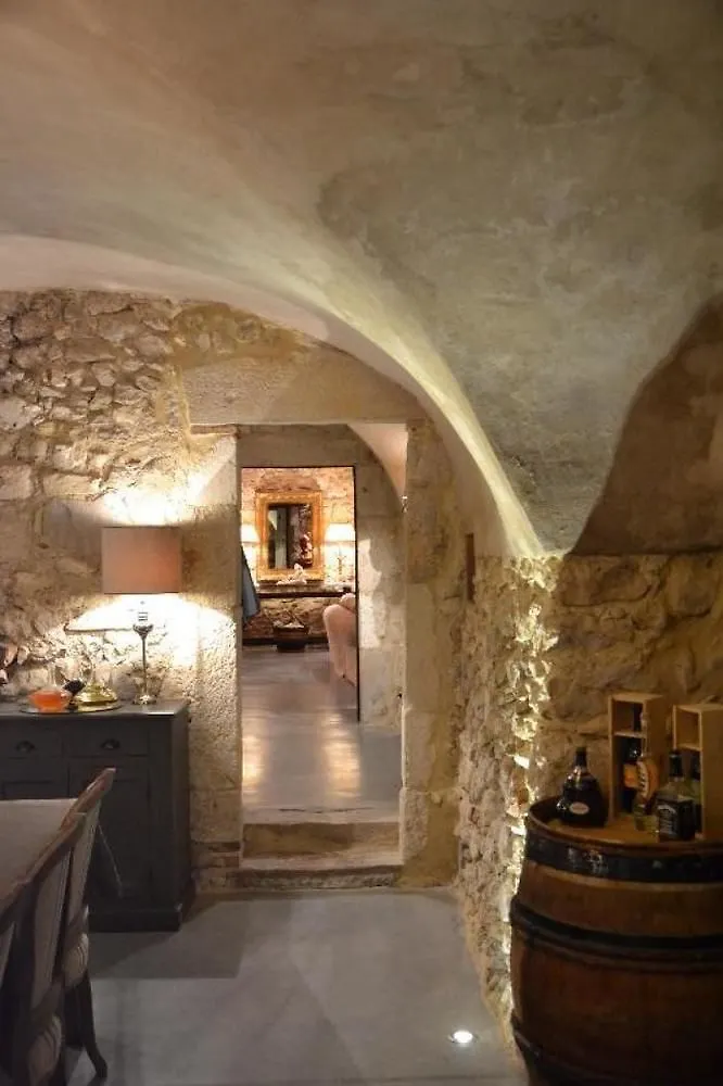 Le Tresor Des Templiers Hotel Malataverne